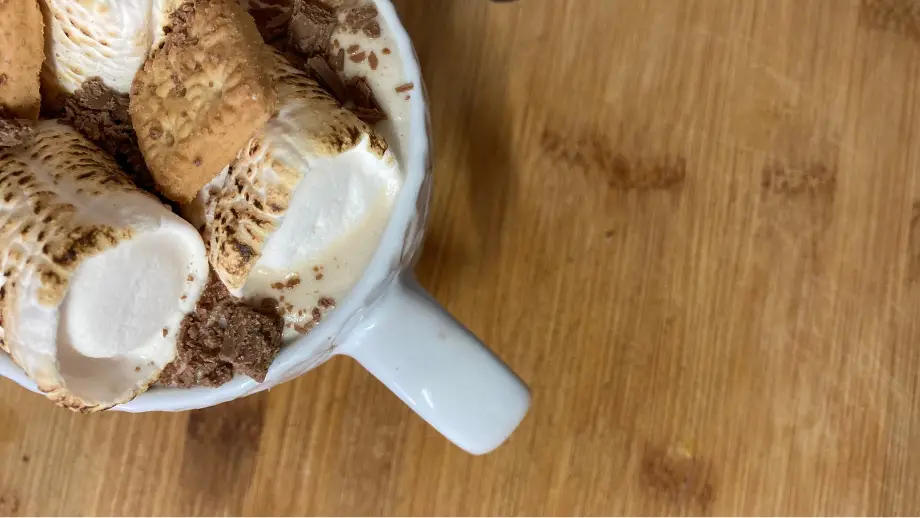 S'mores latte from above.