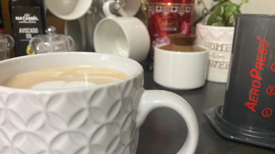 white textured mug